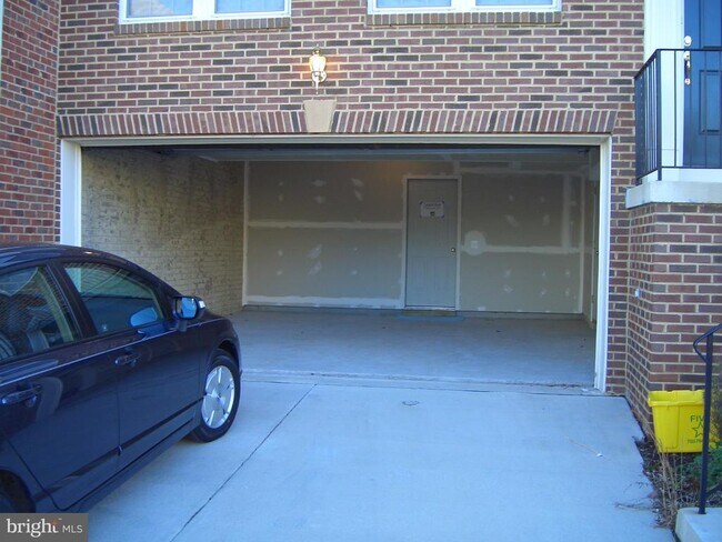 Building Photo - 43395 Allisons Ridge Terrace