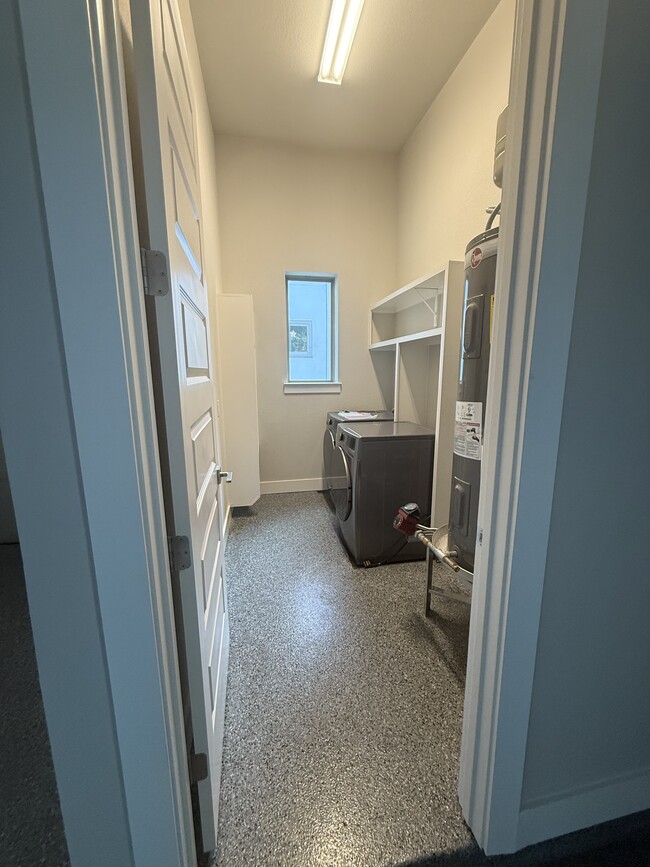 Laundry room - plenty of extra storage - 1817 N Saint Marys St