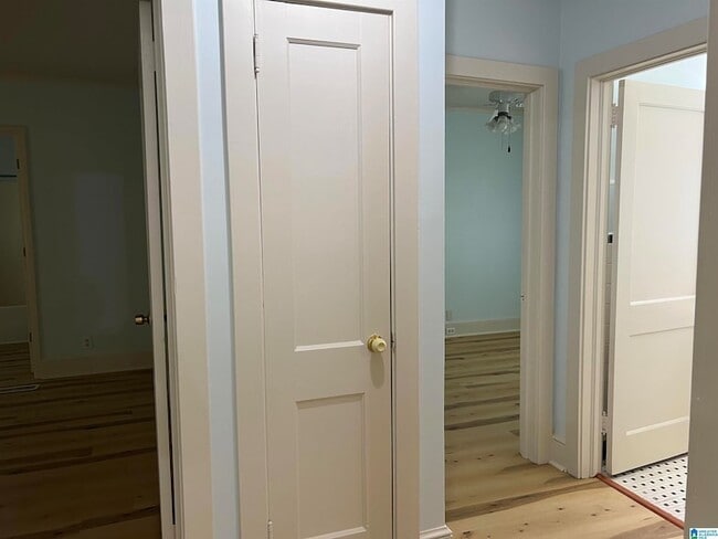 Building Photo - 605 North St E