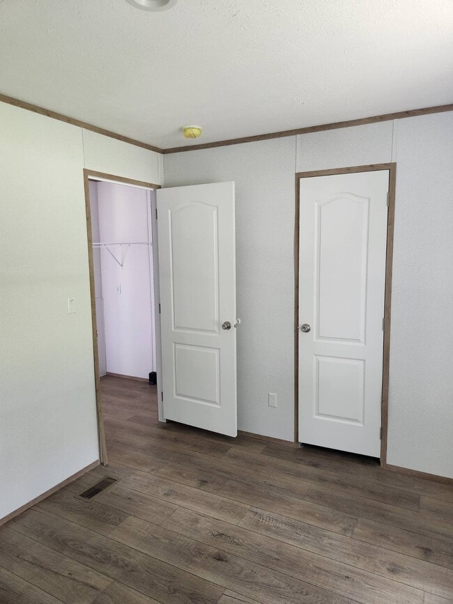 Building Photo - 730 Three Bridges Estates Cir