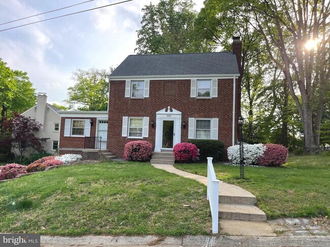 Building Photo - 4408 Glenridge St