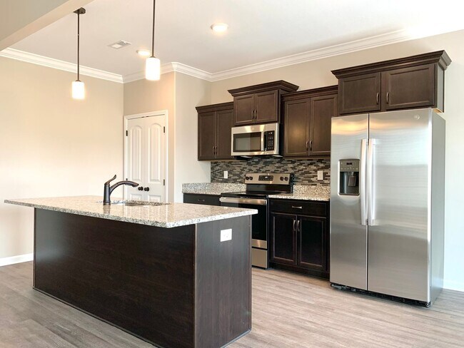 Building Photo - 1406 Citadel Dr