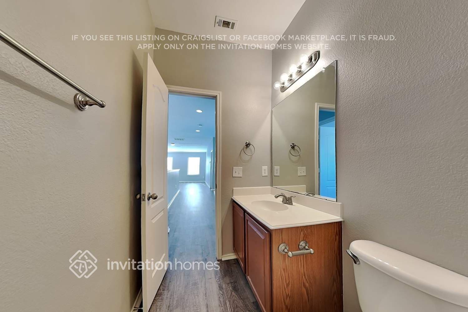 Building Photo - 520 Ame Ln