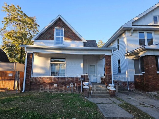 Building Photo - 308 E Iowa St
