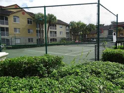 Building Photo - 10015 NW 46th St