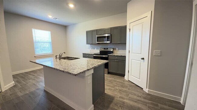 Building Photo - 16940 Jigsaw Jct