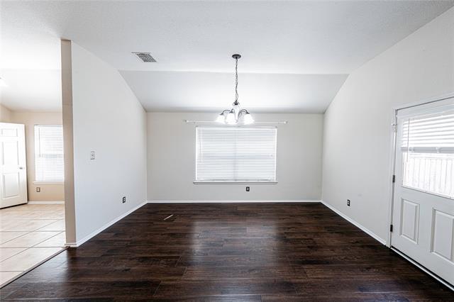 Building Photo - 2841 Saddlebred Trail