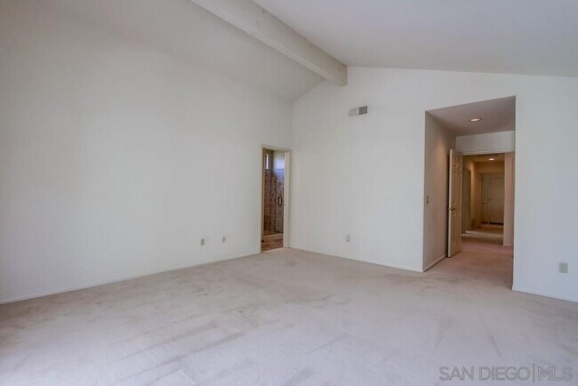 Building Photo - 11742 Avenida Sivrita