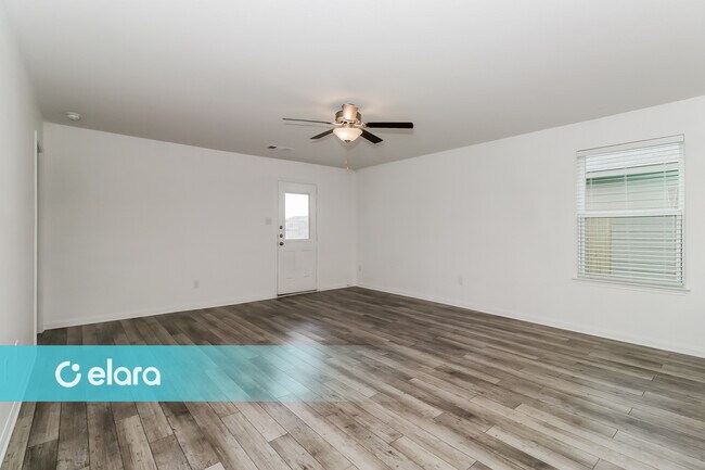 Building Photo - 18513 Allen Welch Dr
