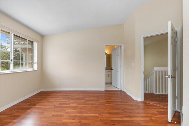 Building Photo - 4005 NW 91st Terrace