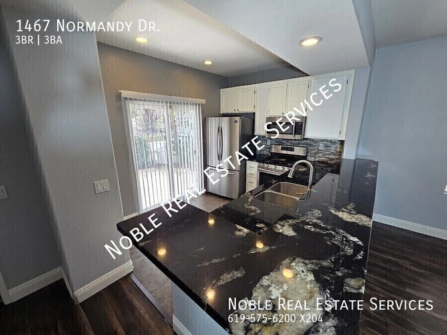 Building Photo - 1467 Normandy Dr