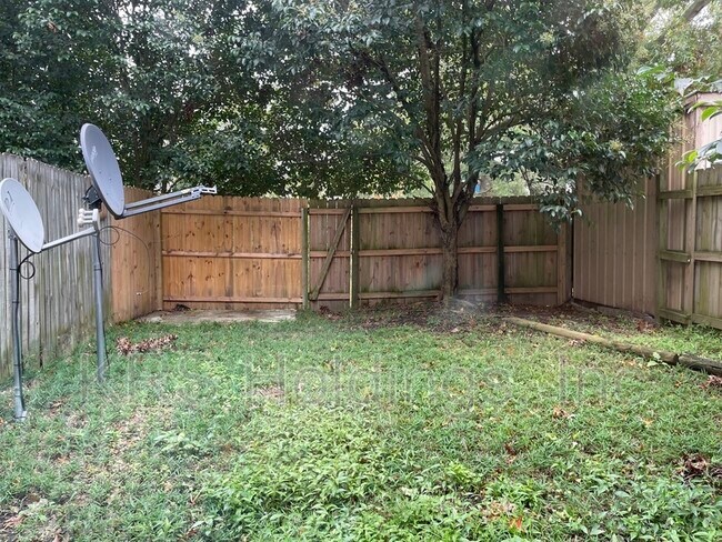 Building Photo - 3329 Weeping Willow Ln