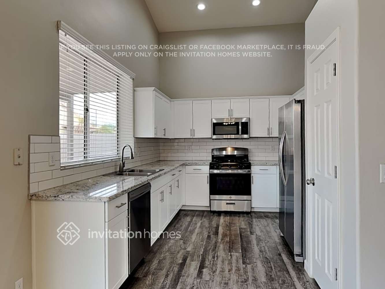 Building Photo - 7348 E Lomita Ave
