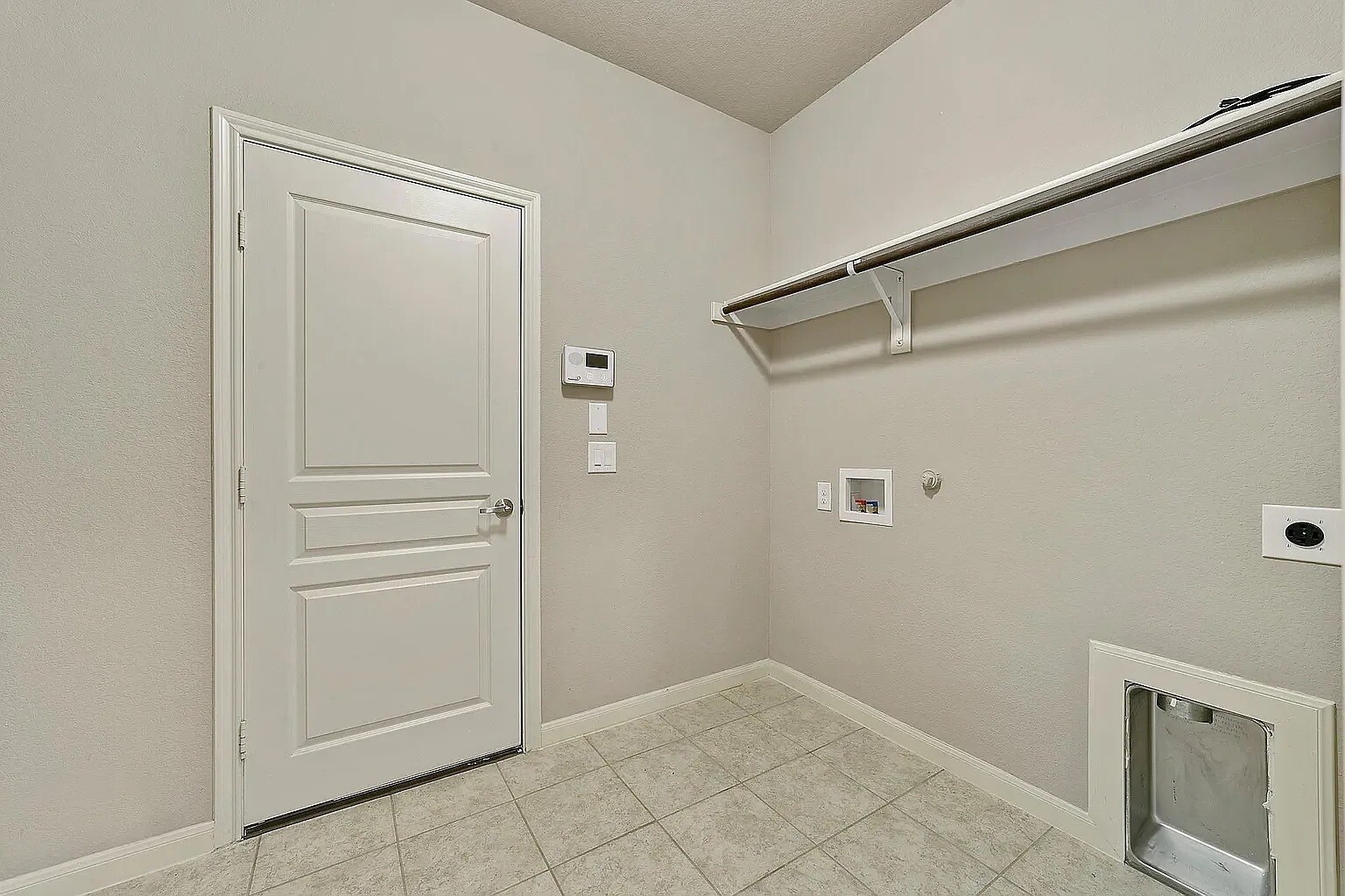 Building Photo - 485 Harding Ln