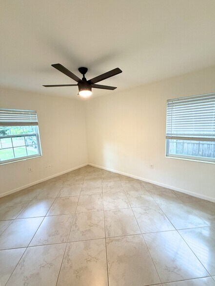 Room 2 - 2315 Carroll Pl