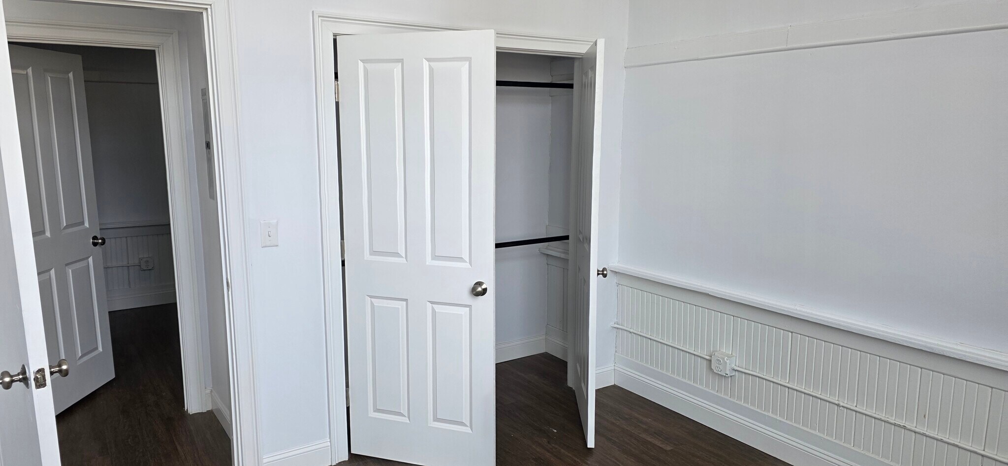 Building Photo - 65 5th Ave