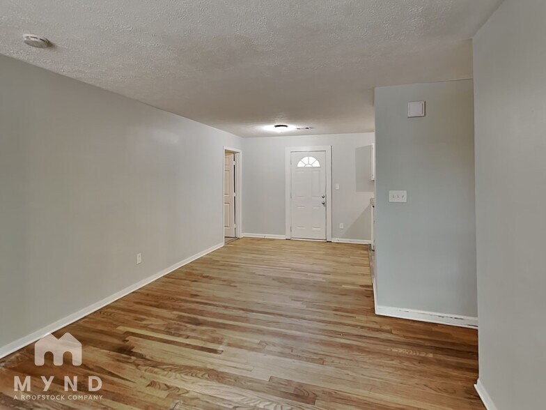 Building Photo - 829 Bonneville Terrace NW