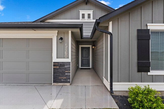 Building Photo - Available Now! 4b/2b Meridian Home