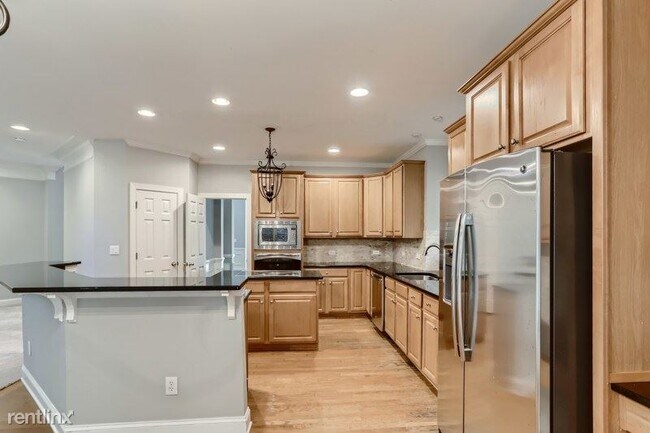 Building Photo - 4 br, 3 bath House - 960 Carters Grove Tra...