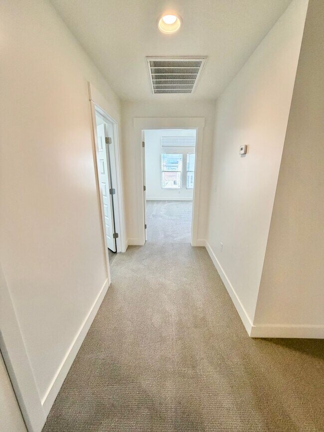 Building Photo - 2375 E Luciano Ln