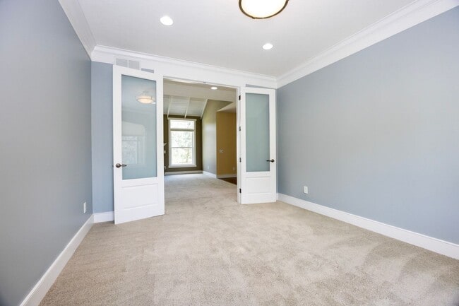 Building Photo - 2373 Canterbury Ln