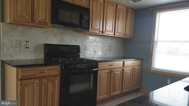 Building Photo - 3886 Scibilia Rd