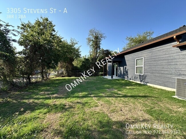 Building Photo - 3305 Stevens St