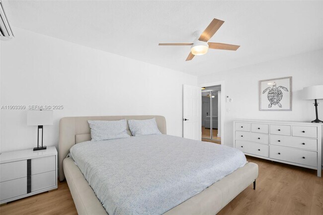 Building Photo - 9241 Collins Ave