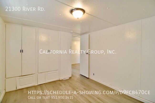 Building Photo - 21300 River Rd