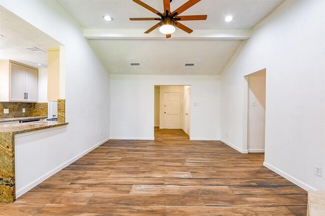 Building Photo - 25003 Spring Creek Dr