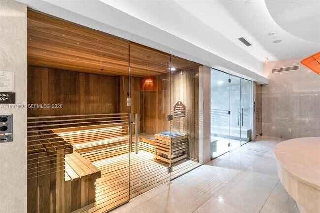 Building Photo - 1010 Brickell Ave