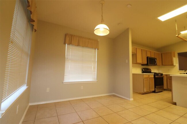 Building Photo - 2820 Single Trace Ct