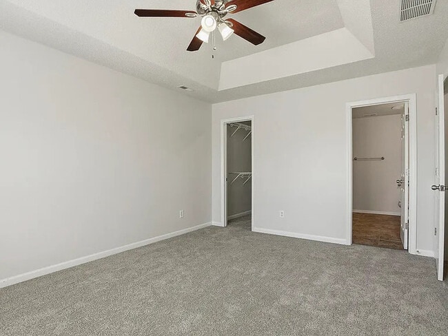 Building Photo - Earn Wealth While Leasing - Like a Homeowner - Lease to Own