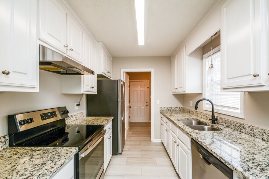 Building Photo - 40 Bent Creek Ct