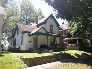 Building Photo - 1111 W North St