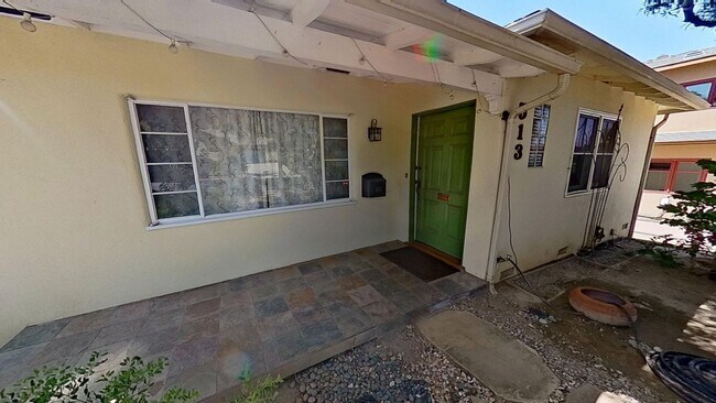 Building Photo - Amazing and Spacious 3 bed / 2 bath home! ...