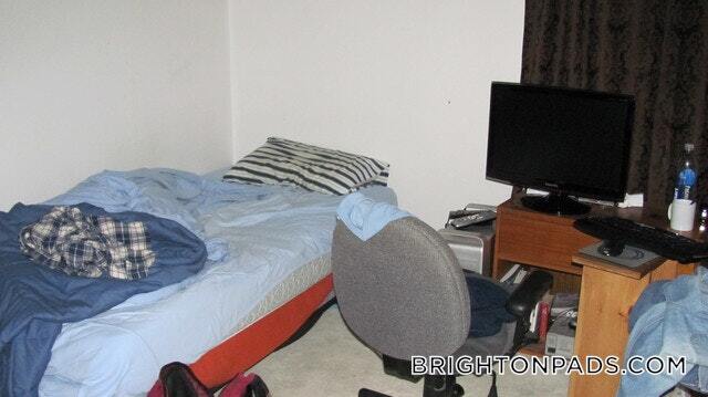 Building Photo - 17 Cummings Rd