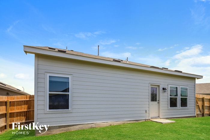 Building Photo - 1915 Morse Way