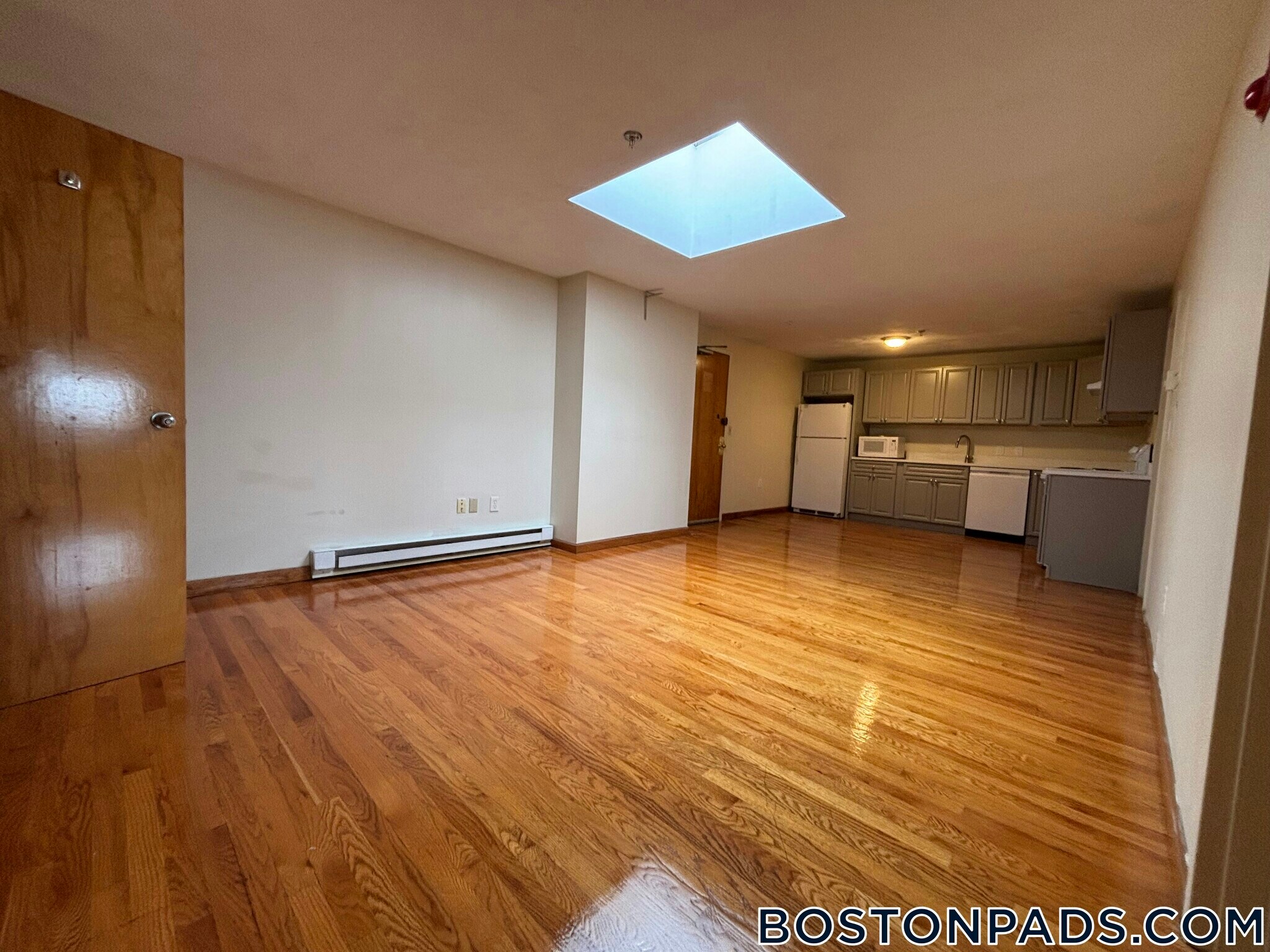 Building Photo - 1110 Commonwealth Ave