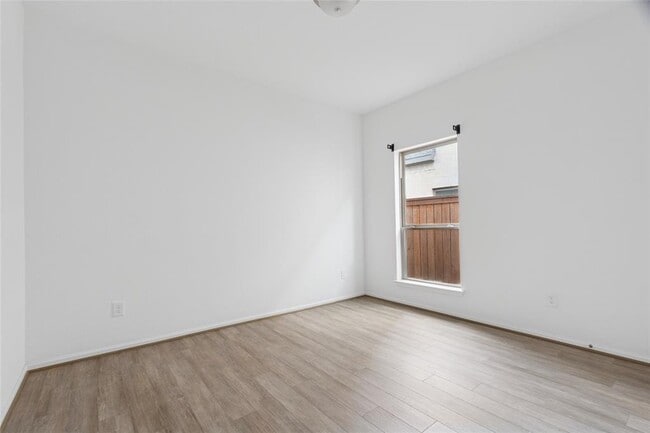 Building Photo - 18415 Cir Bar Rnch Ct