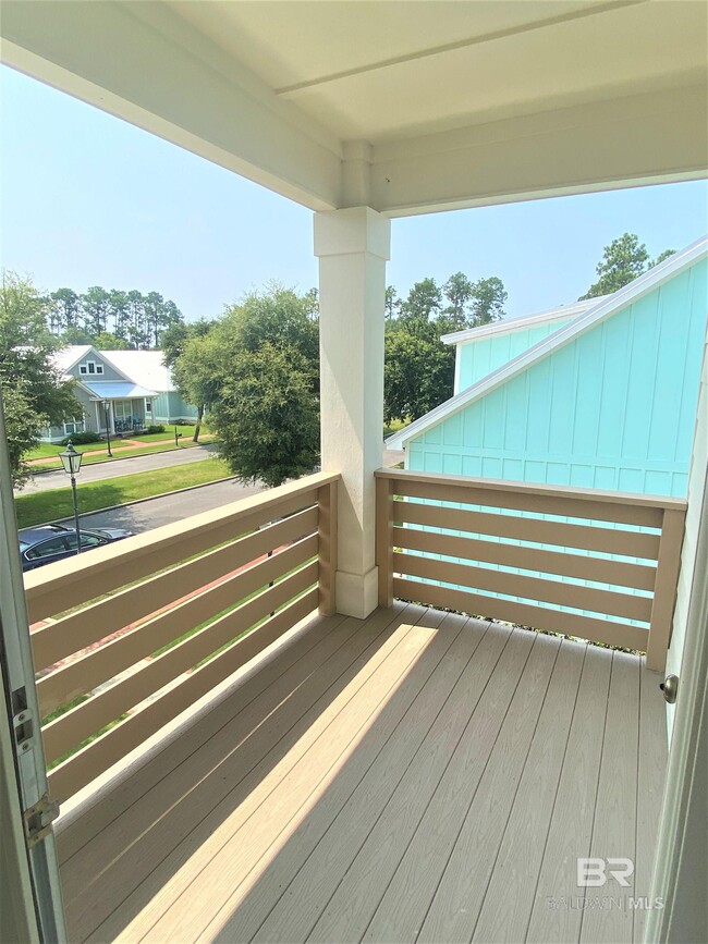 Building Photo - 2704 Bienville Ave