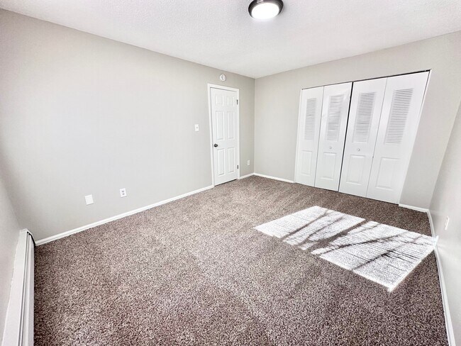 IMG_6407 - 947-951 Allison Street