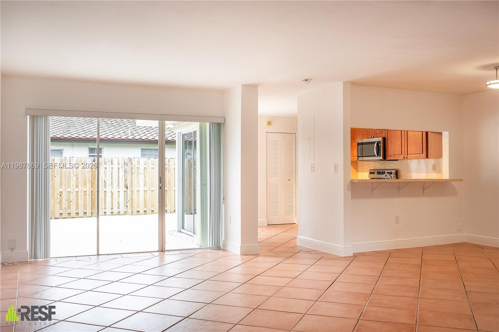 Building Photo - 7523 SW 109th Ave