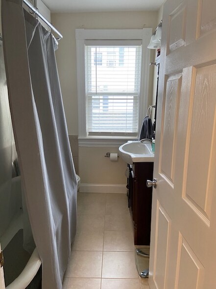 Building Photo - 6831 Maryland Ave