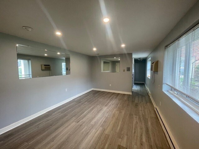 Building Photo - 808 Willard St