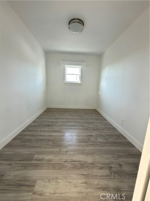 Building Photo - 643 S Nutwood St