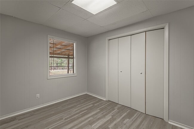 Building Photo - 299 Pine Harbor Dr