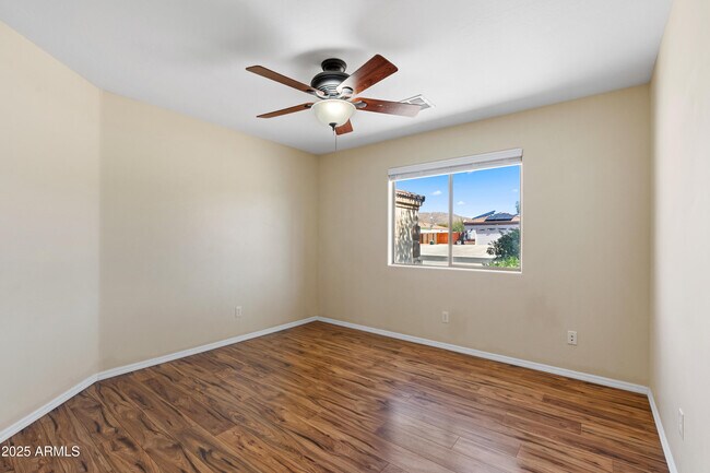 Building Photo - 22601 Weaver Valley Dr