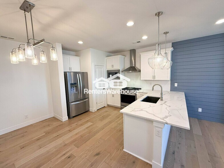 Building Photo - 780 Stonebridge Dr