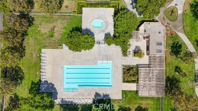 Building Photo - 226 Greenmoor